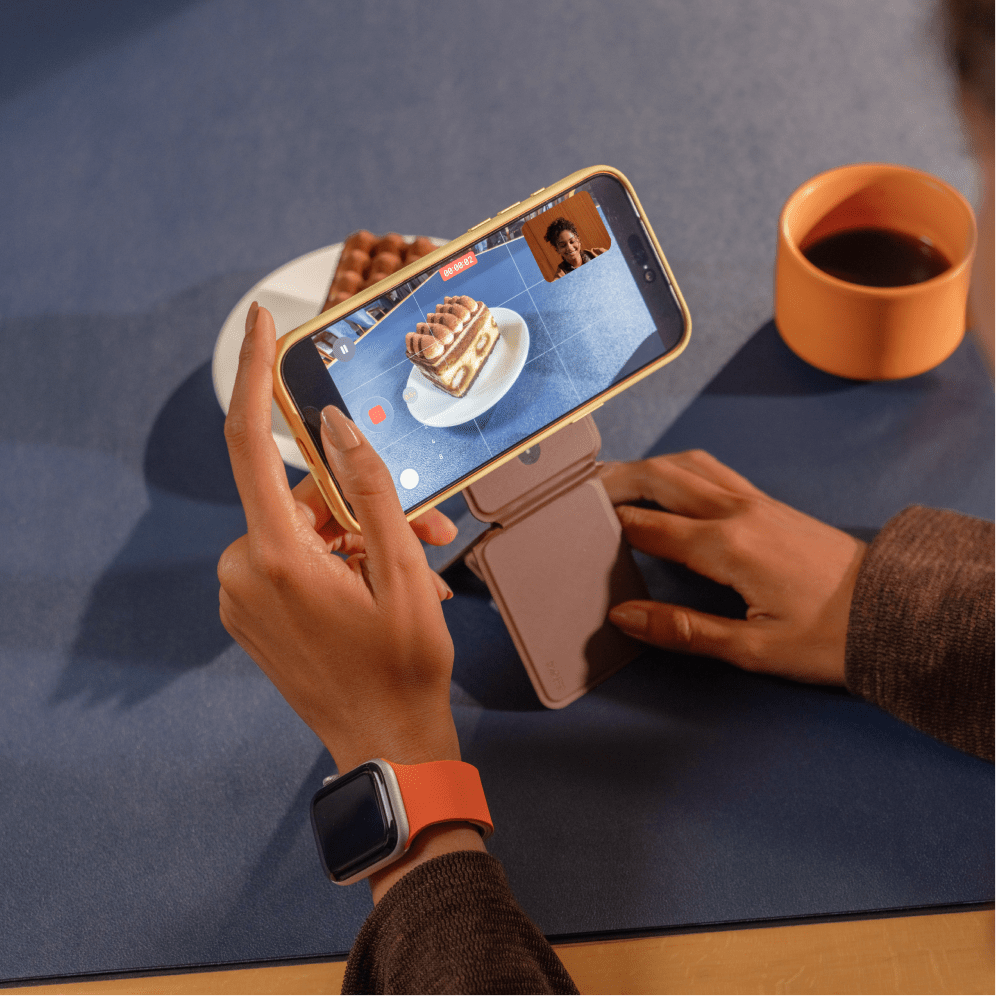 Moft Snap Phone Tripod Stand MOVAS™ - MagSafe Compatible