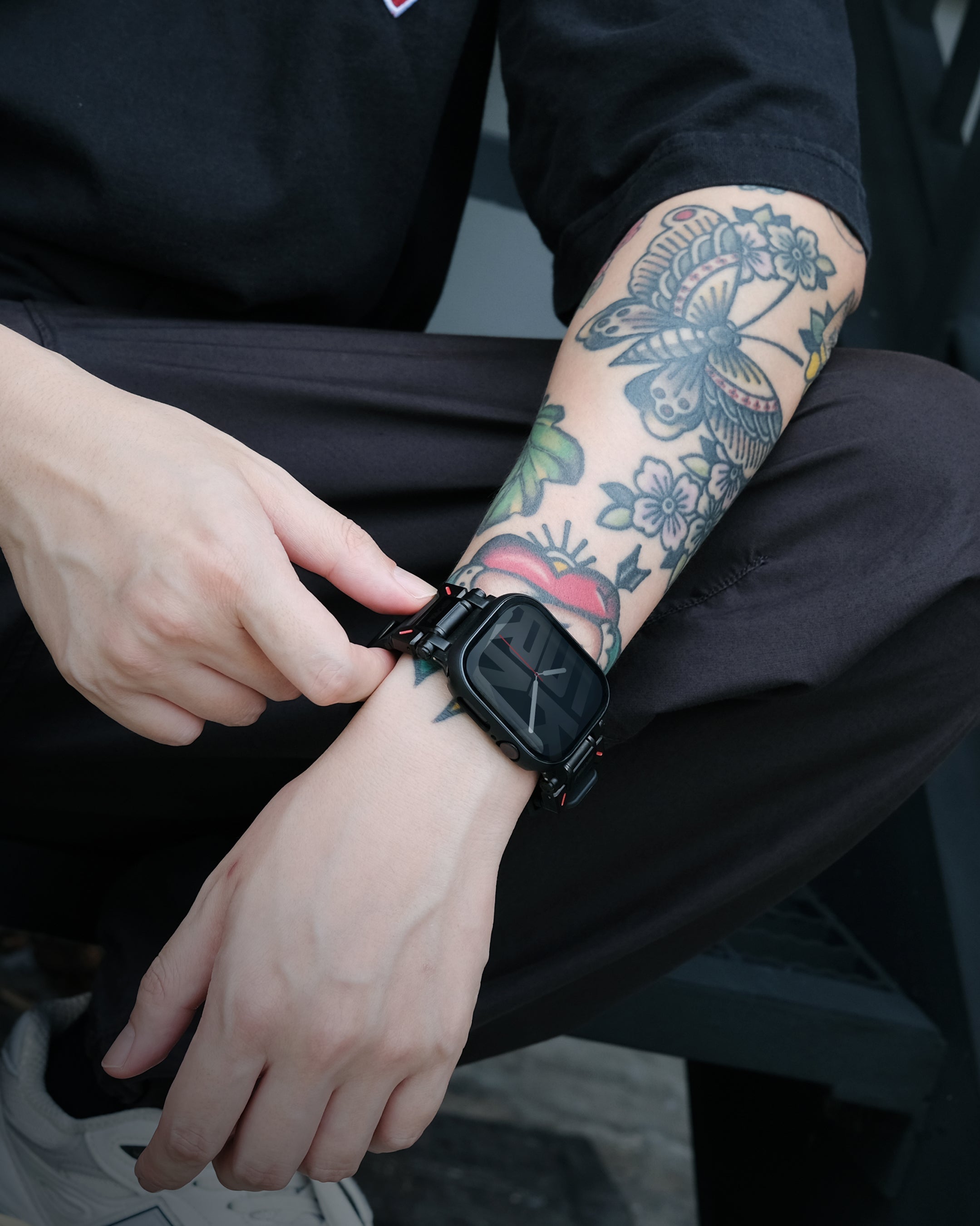 Skinarma GADO Slim Case with 9H Clear Screen Protector for Apple Watch Series 11 / 10 46mm