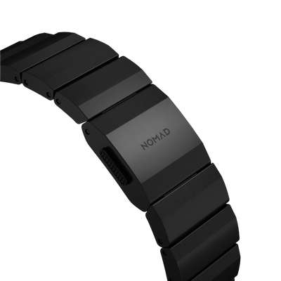 سوار التيتانيوم من الأجهزة الطبيعية من نوماد لساعة أبل 49 ملم / 46 ملم