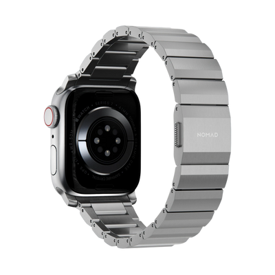 سوار من التيتانيوم من الأجهزة الطبيعية من نوماد لساعة أبل 42 ملم / 41 ملم