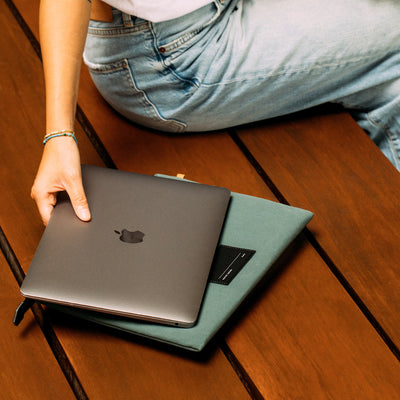 غطاء Native Union W.F.A لجهاز MacBook Pro 16"