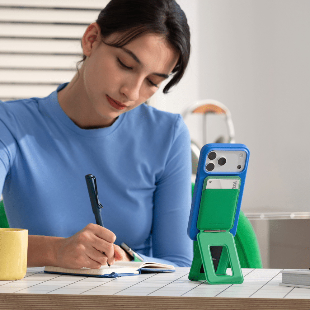 Moft Snap Phone Tripod Stand MOVAS™ - MagSafe Compatible