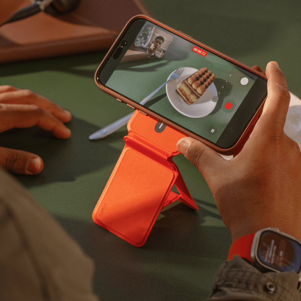 Moft Snap Phone Tripod Stand MOVAS™ - MagSafe Compatible