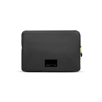 غطاء Native Union Ultralight لجهاز MacBook Pro مقاس 14"