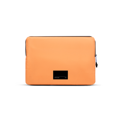 غطاء Native Union Ultralight لجهاز MacBook Pro مقاس 14"